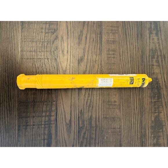 DEWALT DW5760 1-1/4” x11” x16” 4-Cutter Spline Shank Rotary Hammer Bit - Picture 10 of 10